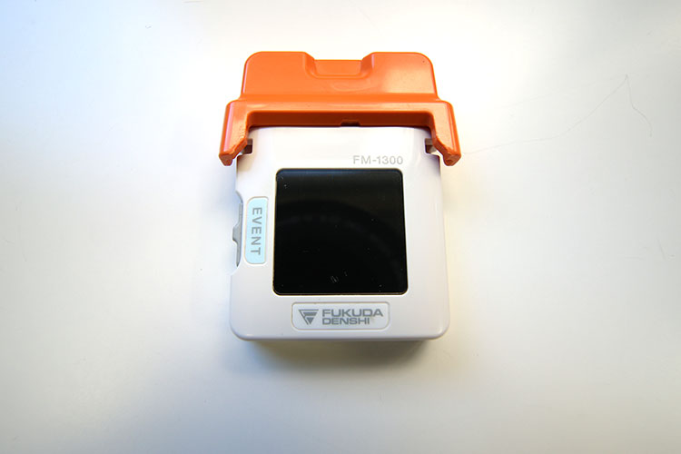 携帯型心電計（ホルター心電計）